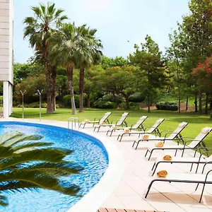 Novotel Barcelona Cornella מלון